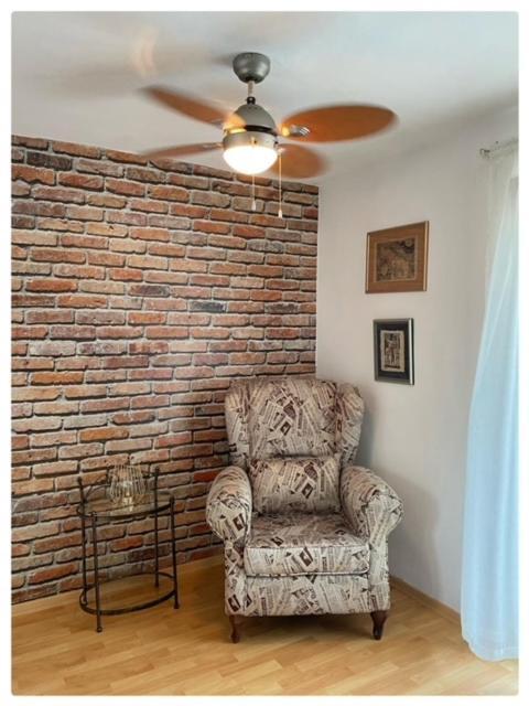 Appartamento Apartman Sorgo Zambratija  Esterno foto